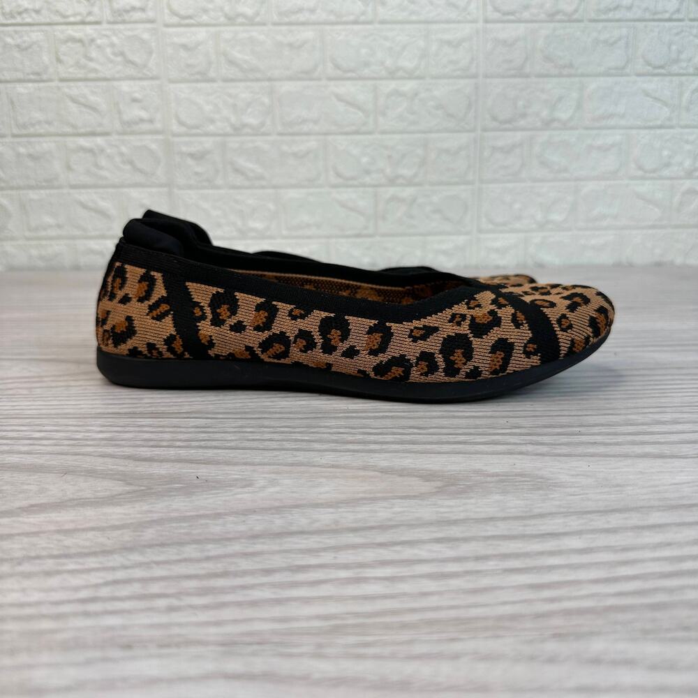 Clarks Carly Wish Leopard Print Ballet Flats WMNS US7.5M Dark Tan Comfort Shoes